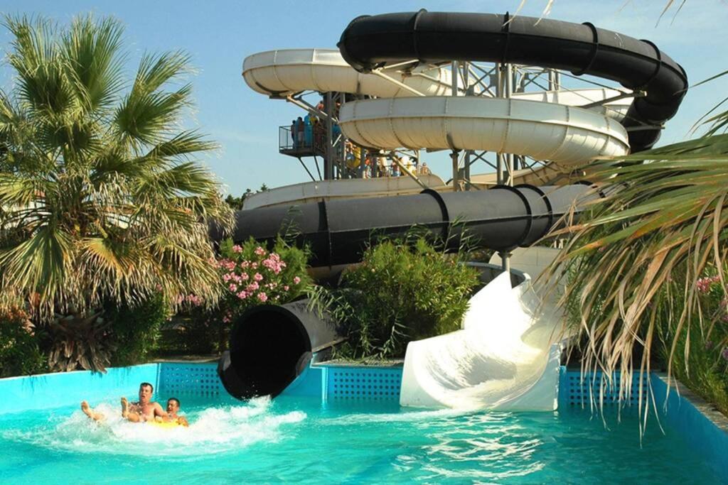 Studio Avec Climatisation Wifi Parking Piscine 아그 외부 사진